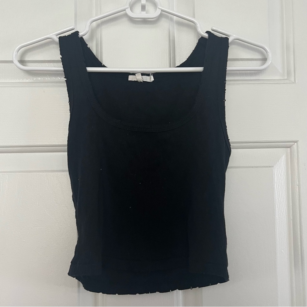NIA Black Distressed Ribbed Cropped Tank Top